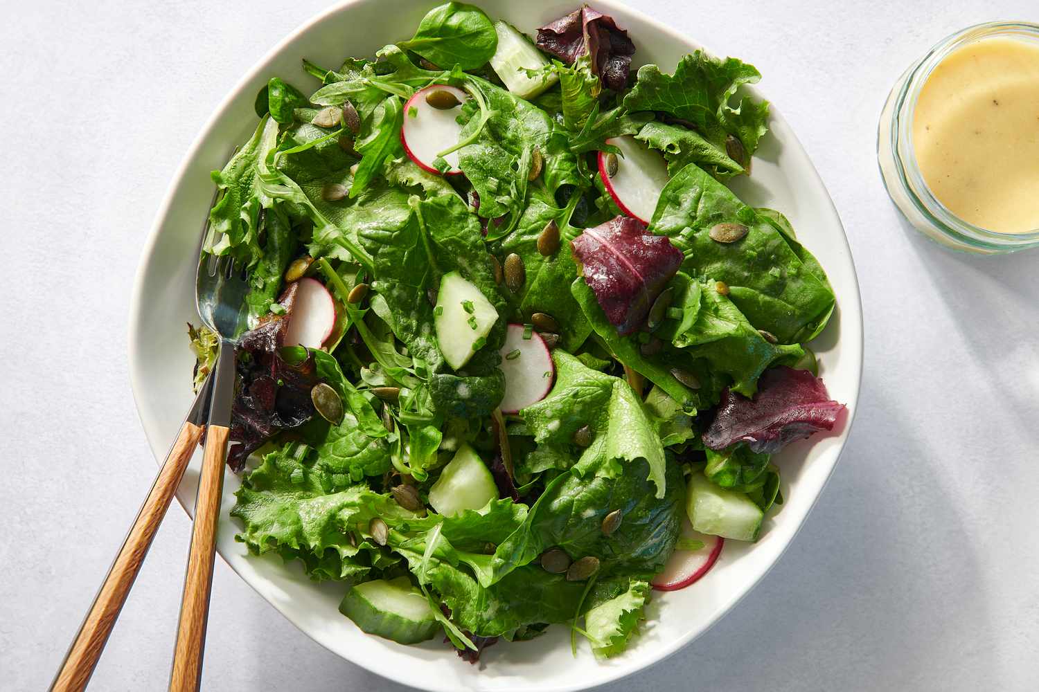 Our Favorite Simple Inexperienced Salad Recipe